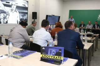 Πυρά κατά της Ν.Δ. στους τομείς της οικονομίας και της ανάπτυξης εξαπέλυσαν τα αρμόδια στελέχη του ΠΑΣΟΚ, στο πλαίσιο συνέντευξης Τύπου στη Χαριλάου Τρικούπη